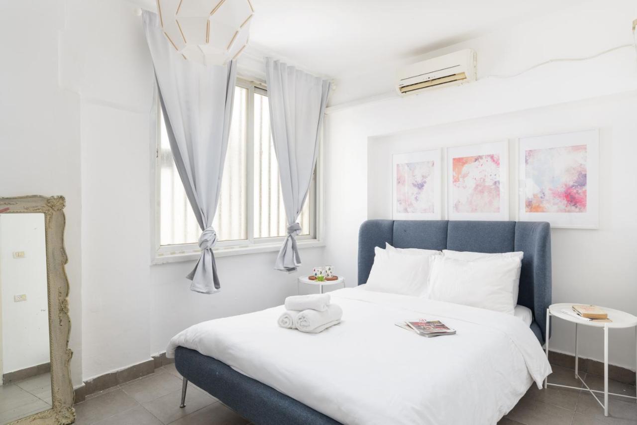 Sea View 2 Bedroom Apartment With Bomb Shelter Tel-Aviv Kültér fotó
