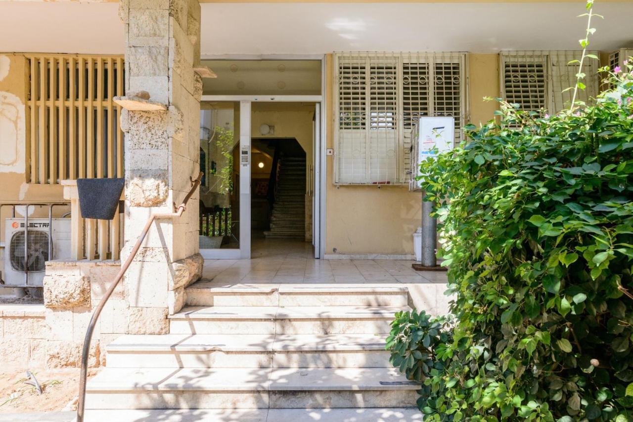 Sea View 2 Bedroom Apartment With Bomb Shelter Tel-Aviv Kültér fotó